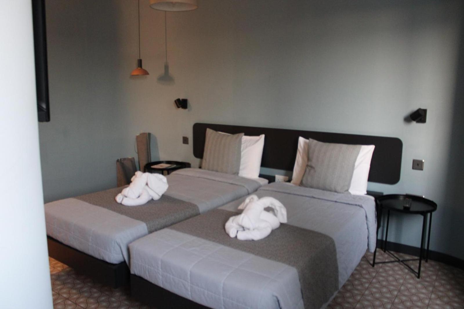 Victoria By Petit Chic Bed & Breakfast Mellieha Bagian luar foto